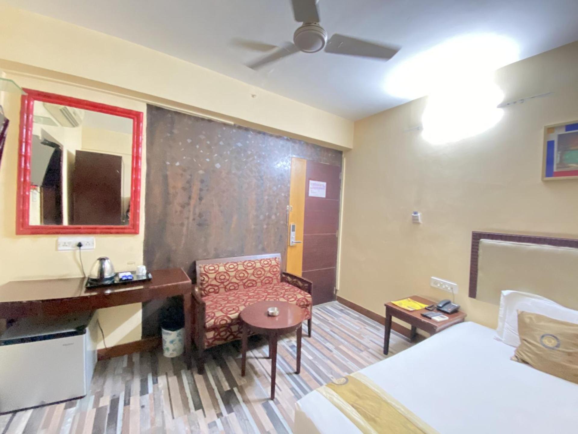 Astoria Hotel Kolkata Ngoại thất bức ảnh