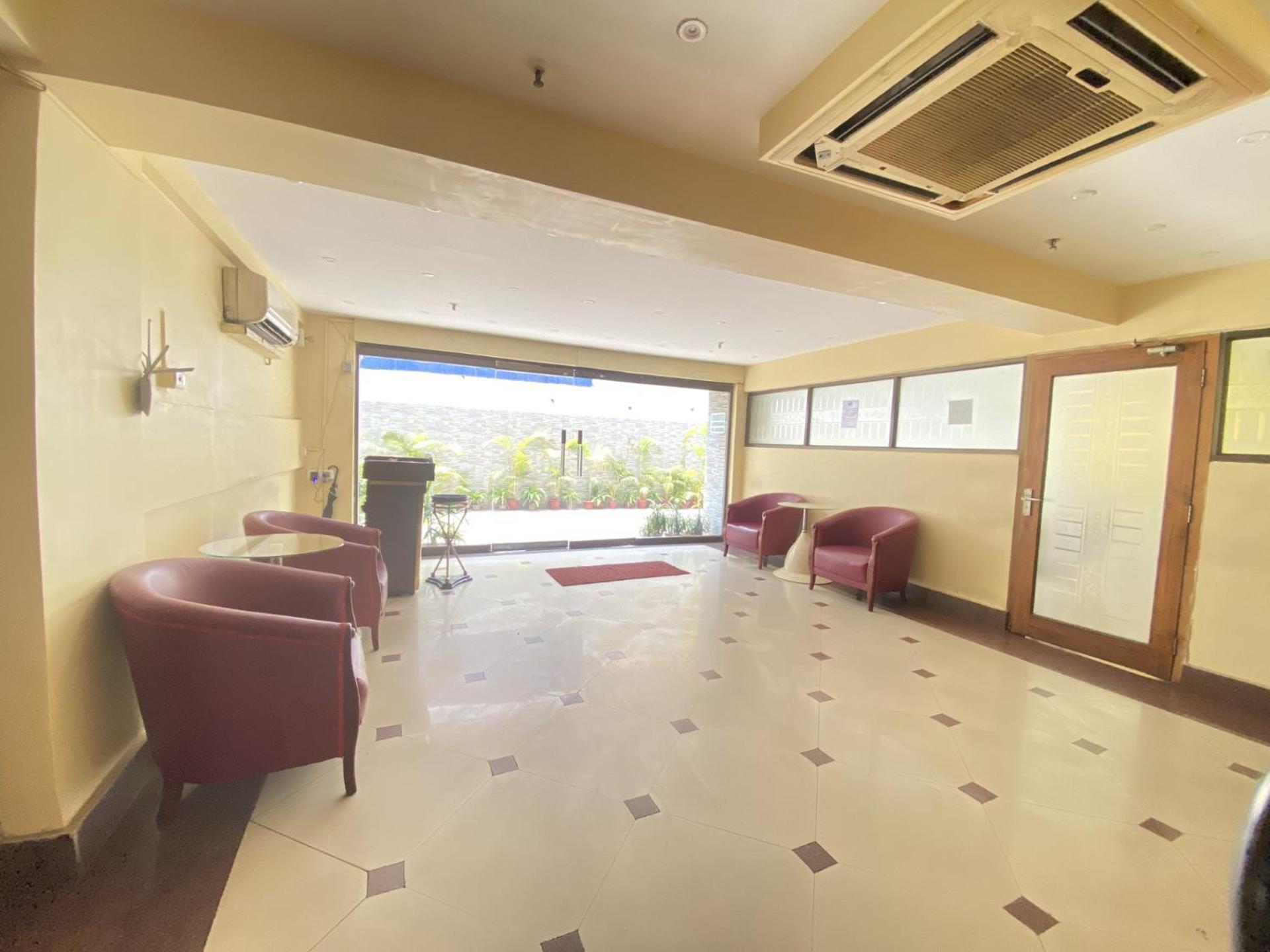 Astoria Hotel Kolkata Ngoại thất bức ảnh