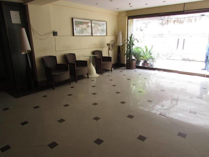 Astoria Hotel Kolkata Ngoại thất bức ảnh