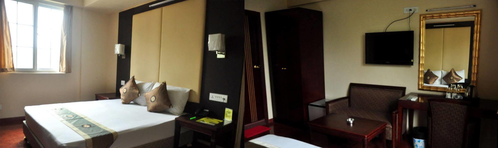Astoria Hotel Kolkata Ngoại thất bức ảnh