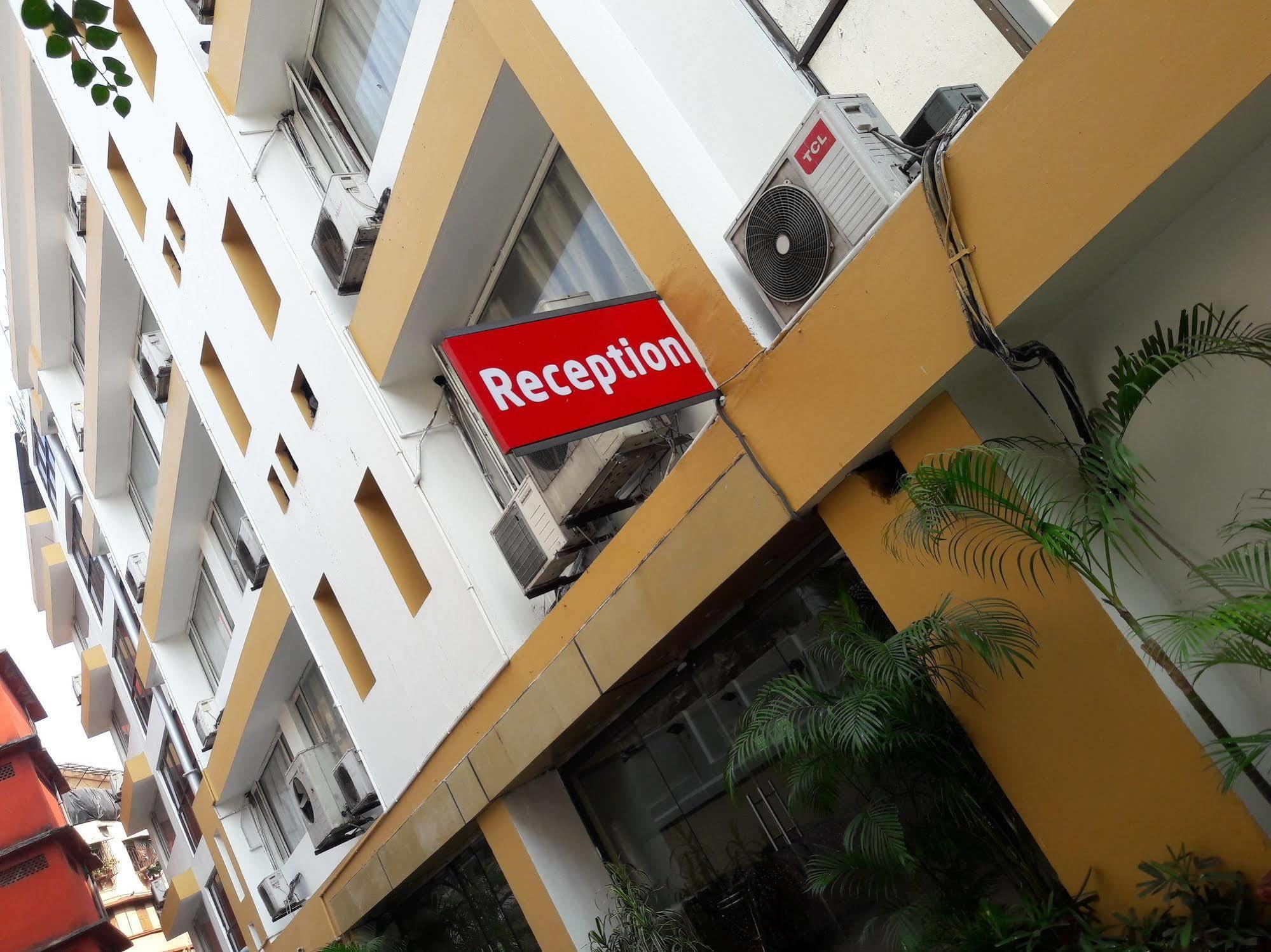 Astoria Hotel Kolkata Ngoại thất bức ảnh
