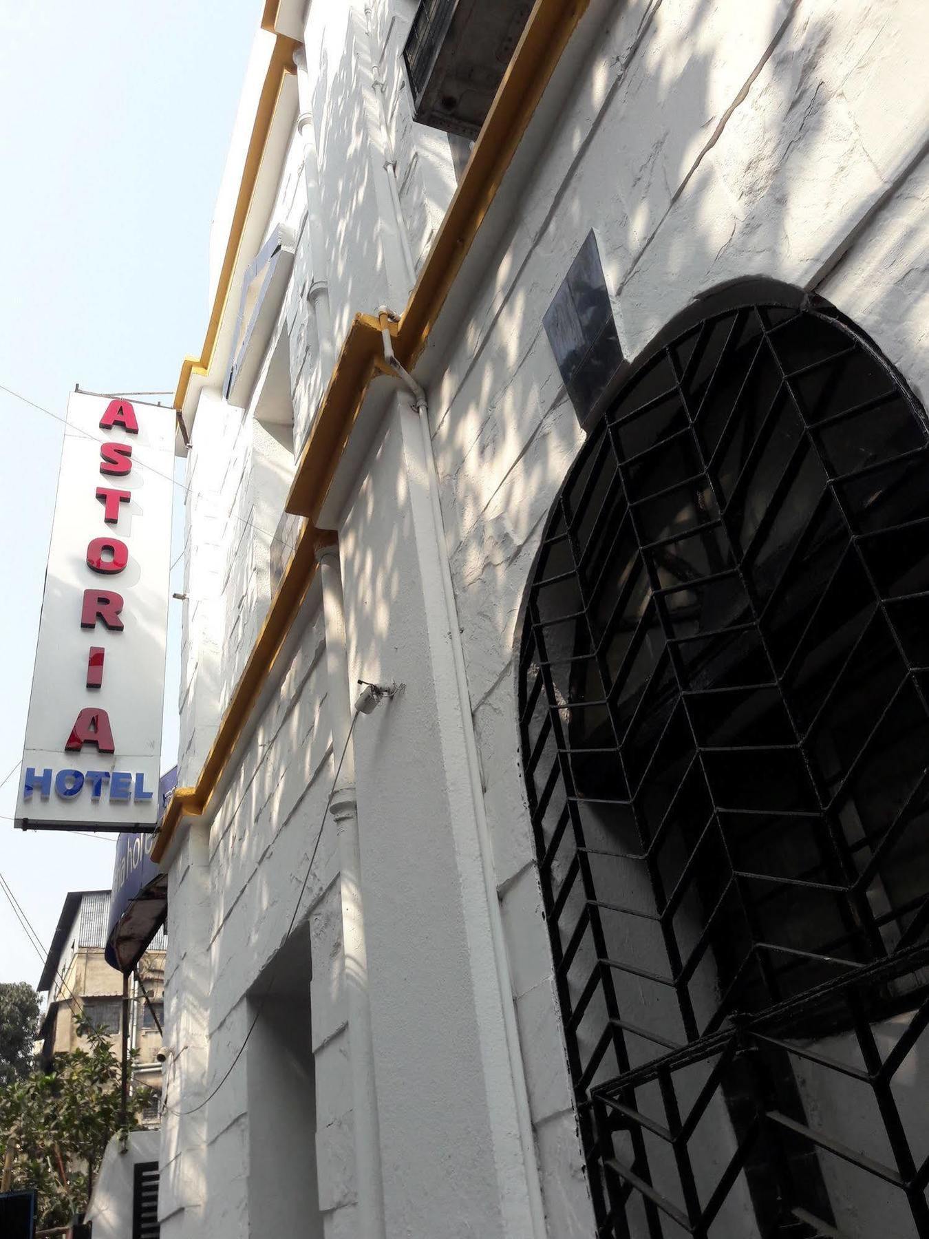 Astoria Hotel Kolkata Ngoại thất bức ảnh