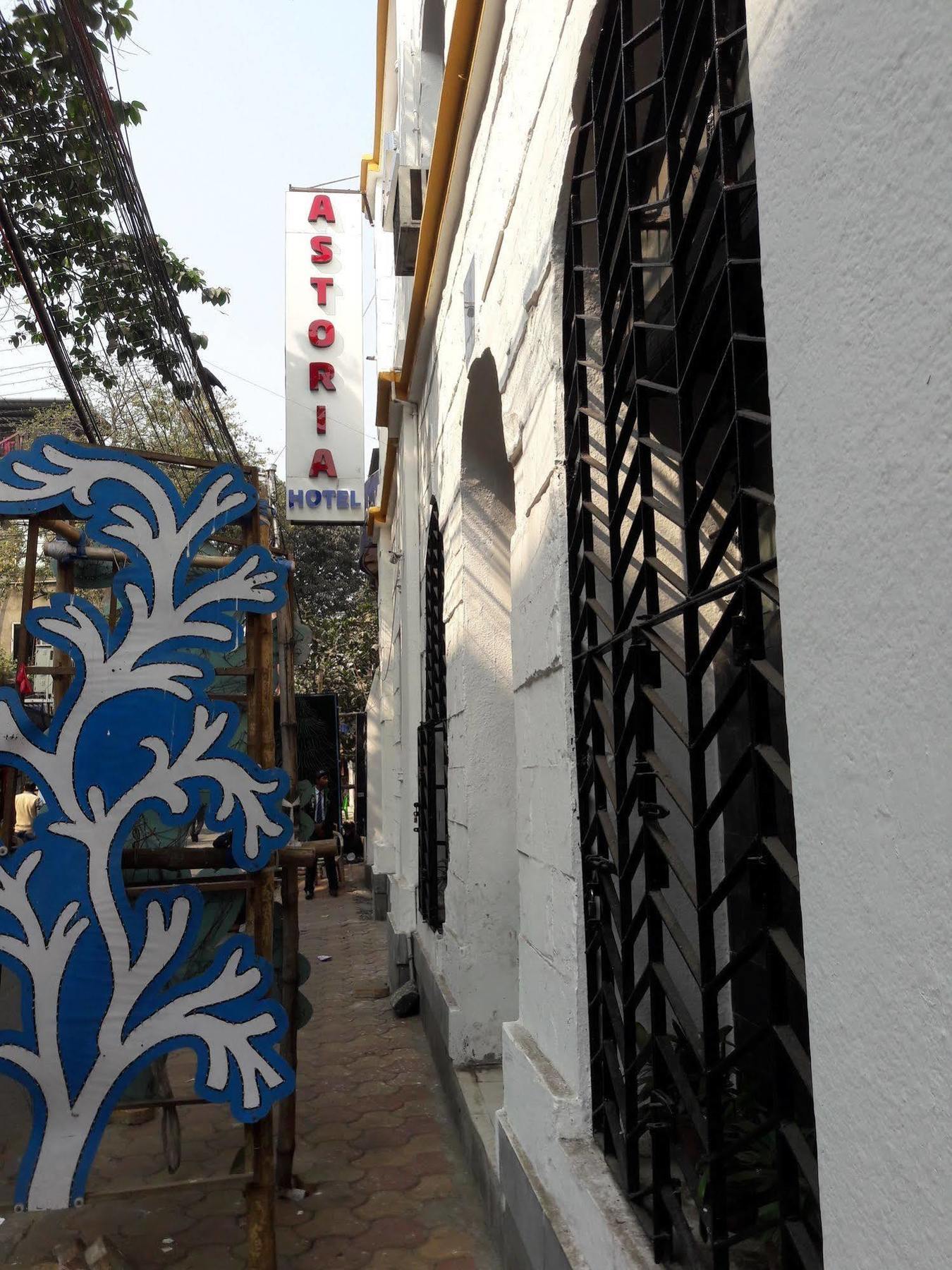 Astoria Hotel Kolkata Ngoại thất bức ảnh