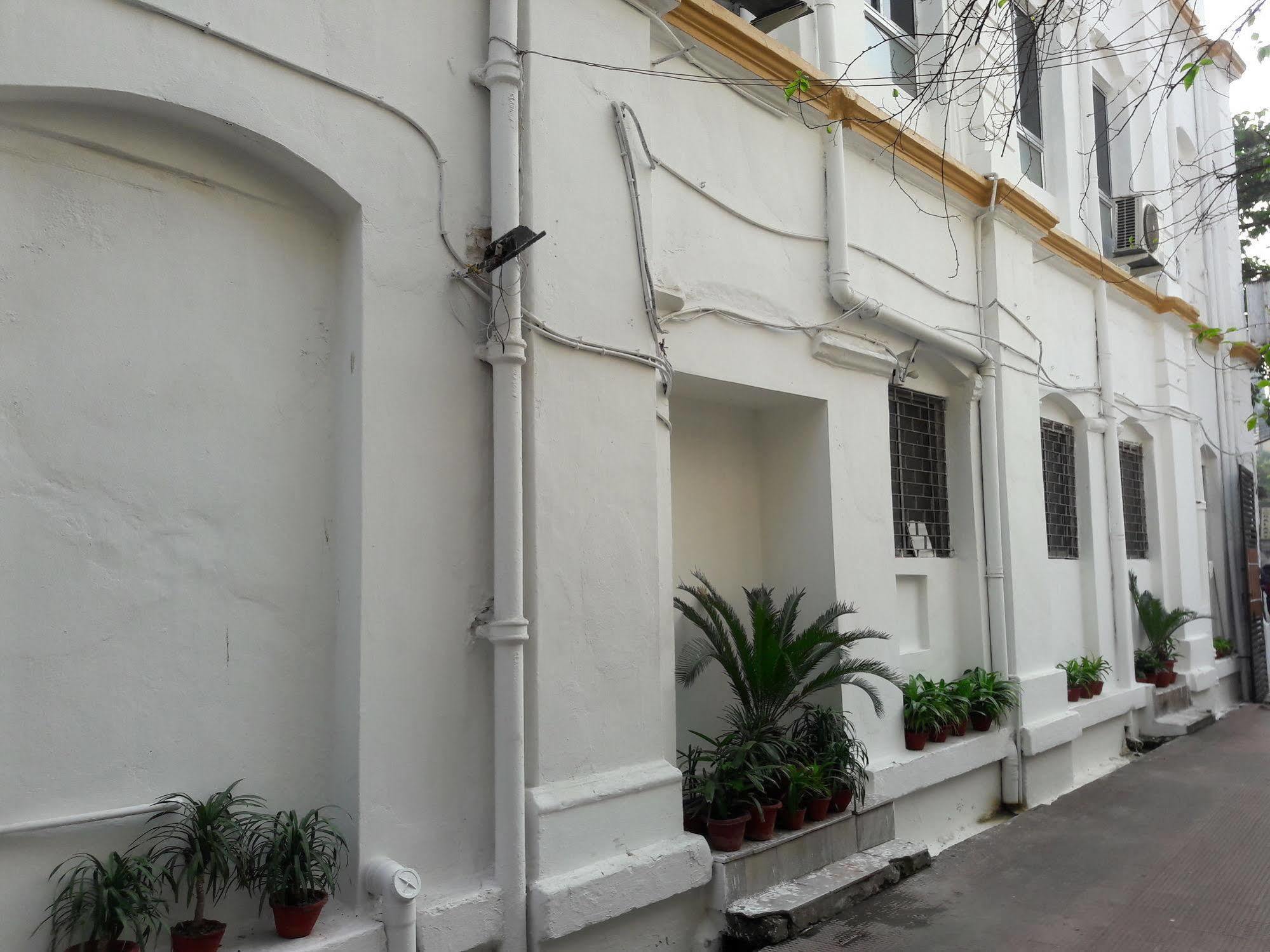 Astoria Hotel Kolkata Ngoại thất bức ảnh