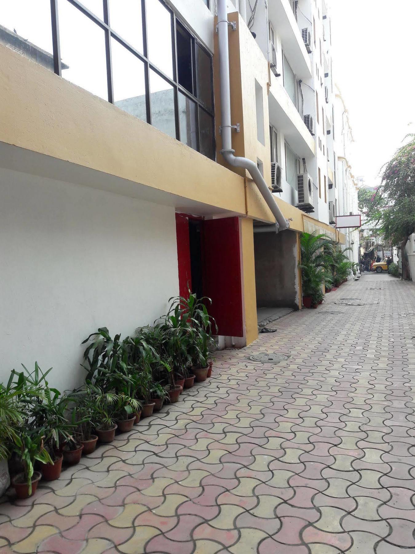 Astoria Hotel Kolkata Ngoại thất bức ảnh